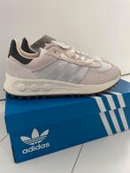 Adidas La trainer Lux 41 1/3 NIEUW!, Ophalen of Verzenden, Nieuw, Zwart, Sportschoenen