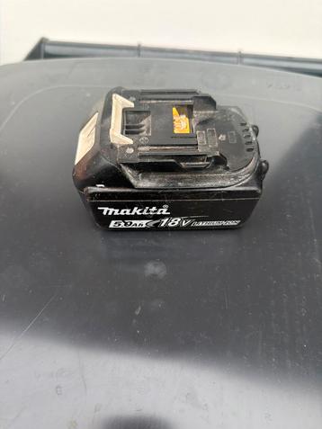 Makita 18V 5Ah Accu beschikbaar voor biedingen