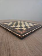Mooi schaakbord, Hobby en Vrije tijd, Gezelschapsspellen | Bordspellen, Ophalen of Verzenden, Zo goed als nieuw