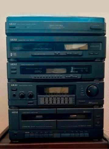 AKAI Stereoset tuner/versterker/cassette, CD, platenspeler