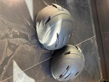 Skihelm  beschikbaar voor biedingen