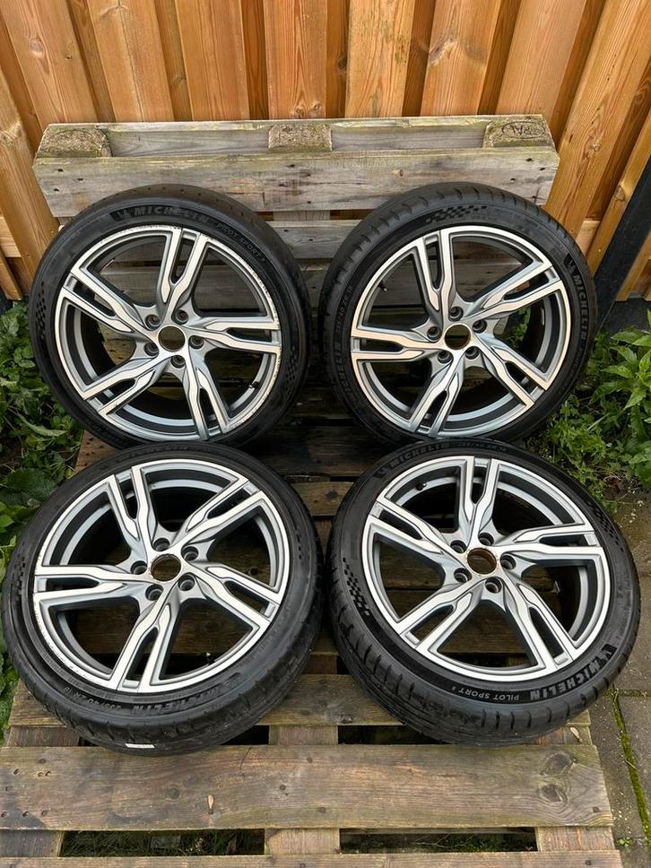 Volvo V60 S60 V70 S80 Ford Focus Mondeo 5x108 18 Inch Zomer, Auto-onderdelen, Banden en Velgen, Banden en Velgen, Winterbanden