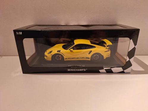 1:18 Porsche 911 GT3 RS 2015 Minichamps 1 vd 222, Hobby en Vrije tijd, Modelauto's | 1:18, Zo goed als nieuw, Auto, MiniChamps