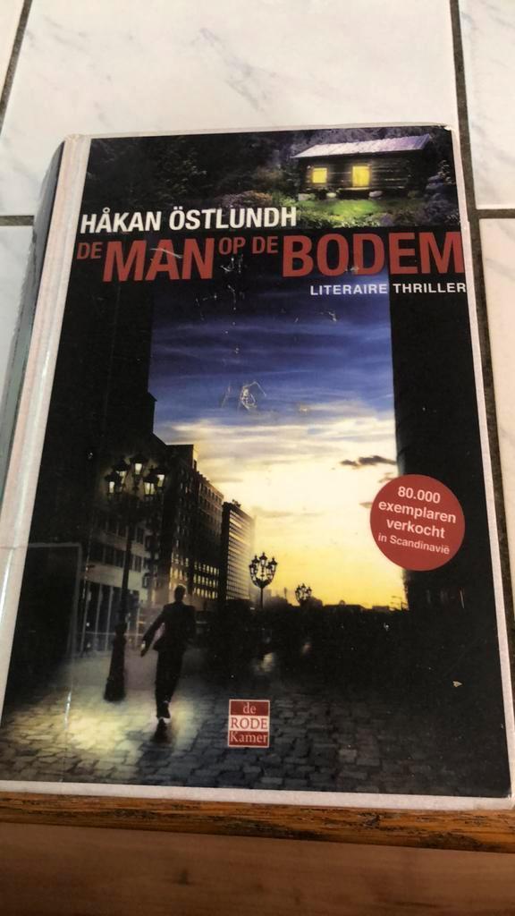 De man op de bodem - Håkan Östlundh, Boeken, Thrillers, Ophalen of Verzenden