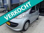 Peugeot 107 1.0-12V XR Nap Nieuwstaat Nieuwe apk!, Voorwielaandrijving, Stof, Gebruikt, Zwart