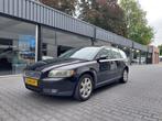 Volvo V50 1.8 Elite €1250,- Nieuwe apk bij levering Clima, Auto's, Voorwielaandrijving, 65 €/maand, 125 pk, Gebruikt