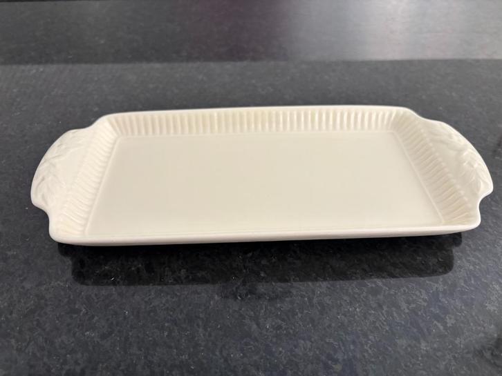 Wedgwood Edme cakeschaal / roomstel onderbord. 29 cm., Huis en Inrichting, Keuken | Servies, Zo goed als nieuw, Schaal of Schalen