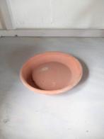 ongeglazuurde schotels, Ophalen, Petra, Rond, Nieuw