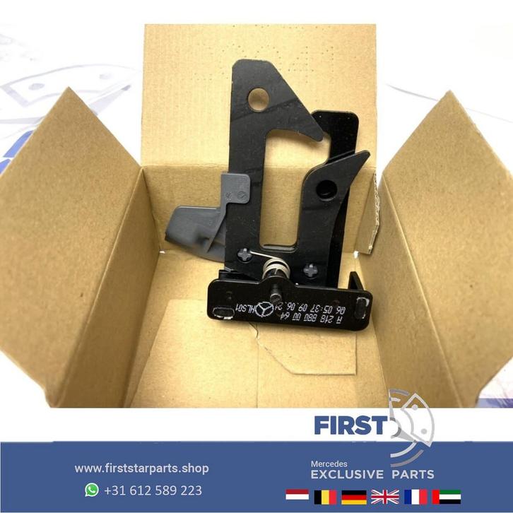 W205 A205 C205 S205  C KLASSE MOTORKAP SLOTMECHANIEK HAAK or, Auto-onderdelen, Carrosserie en Plaatwerk, Mercedes-Benz, Gebruikt