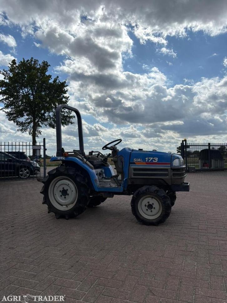 Iseki sial 173 stuurbekrachtiging, Zakelijke goederen, Agrarisch | Tractoren, tot 2500, Overige merken, tot 80 Pk, Gebruikt, Ophalen of Verzenden