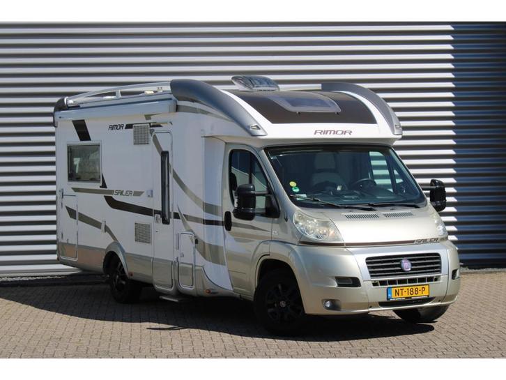 Rimor Sailer 95 Lengtebedden Levelsysteem Lithium Omvormer, Caravans en Kamperen, Campers, Bedrijf, tot en met 2, Half-integraal