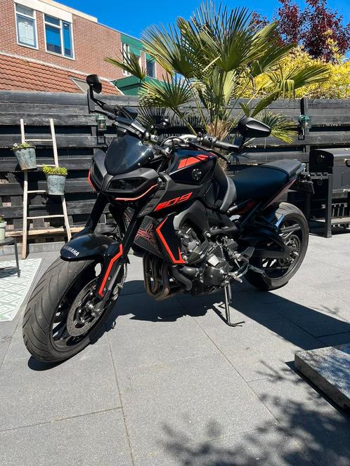 Yamaha MT09 2019 | Akrapovic | Quickshifter | Nieuwstaat., Motoren, Motoren | Yamaha, Particulier, Naked bike, meer dan 35 kW
