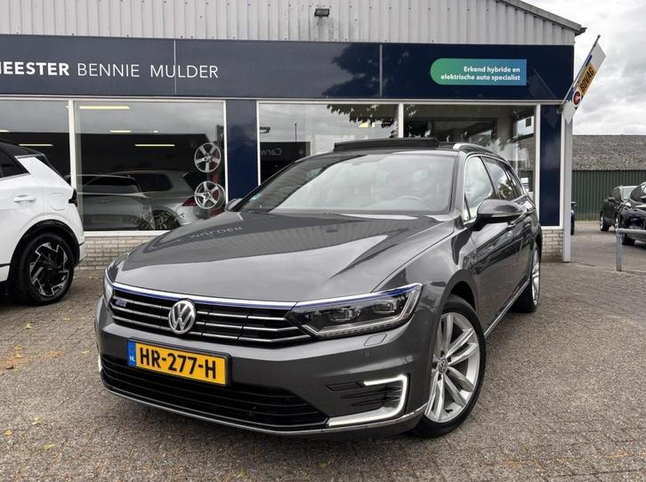 Volkswagen Passat Variant 1.4 TSI GTE Highline SCHUIFDAK / L, Auto's, Volkswagen, Bedrijf, Passat, ABS, Achteruitrijcamera, Adaptive Cruise Control