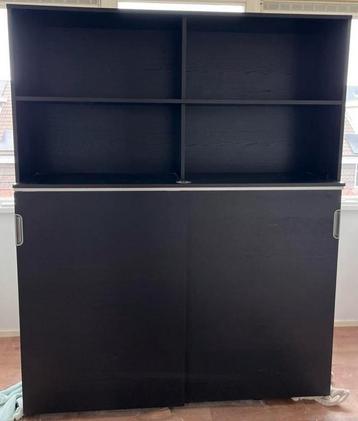 Koopje! Zwarte robuuste kast