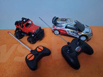 3x Speelgoed Auto 🚘 Grafisch Bestuurbaar Race Autos Toys beschikbaar voor biedingen
