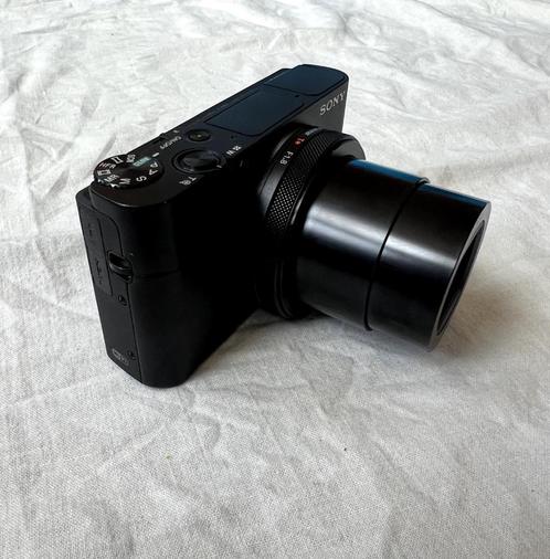 SONY RX100 V + Jacket Case LCJ-RXK, Audio, Tv en Foto, Fotocamera's Digitaal, Zo goed als nieuw, Compact, Sony, Minder dan 4 keer
