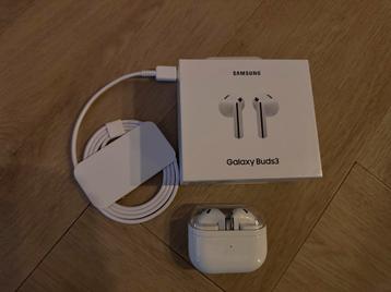 Samsung buds 3 2x gebruikt nieuwstaat beschikbaar voor biedingen