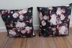 2 stuks Sierkussen Blokker zwart en roze bloemen 45 x 45 cm, Ophalen of Verzenden, Zo goed als nieuw, Zwart, Vierkant