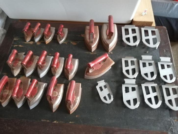 verzameling speel strijkijzertjes jaren 1950, Antiek en Kunst, Antiek | Speelgoed, Ophalen