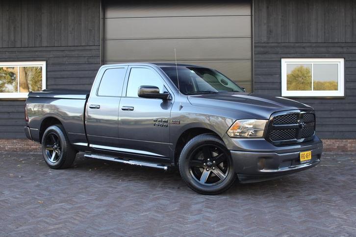 Dodge RAM 1500 5.7 HEMI V8 | Dubbel Cab | Marge | Grijs, Auto's, Bestelauto's, Particulier, Dodge, LPG, Euro 6, Automaat, Geïmporteerd