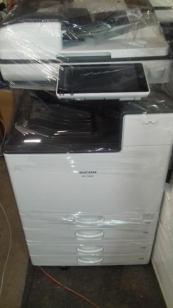 COPIER/PRINTER/SCANNER KLEUR RICOH MPC3004 SHOWROOM MODEL, Computers en Software, Printers, Zo goed als nieuw, Printer, Laserprinter