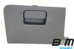 Bakje links onder dashboard VW Golf 7, Gebruikt