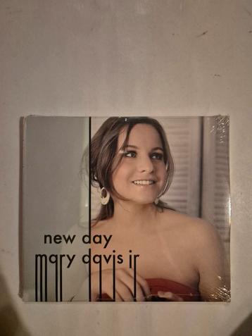 Mary Davis Jr. - New day. Cd. 2012. NIEUW
 beschikbaar voor biedingen