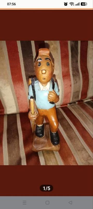 Vintage houten Kuifje met rugzak beschikbaar voor biedingen
