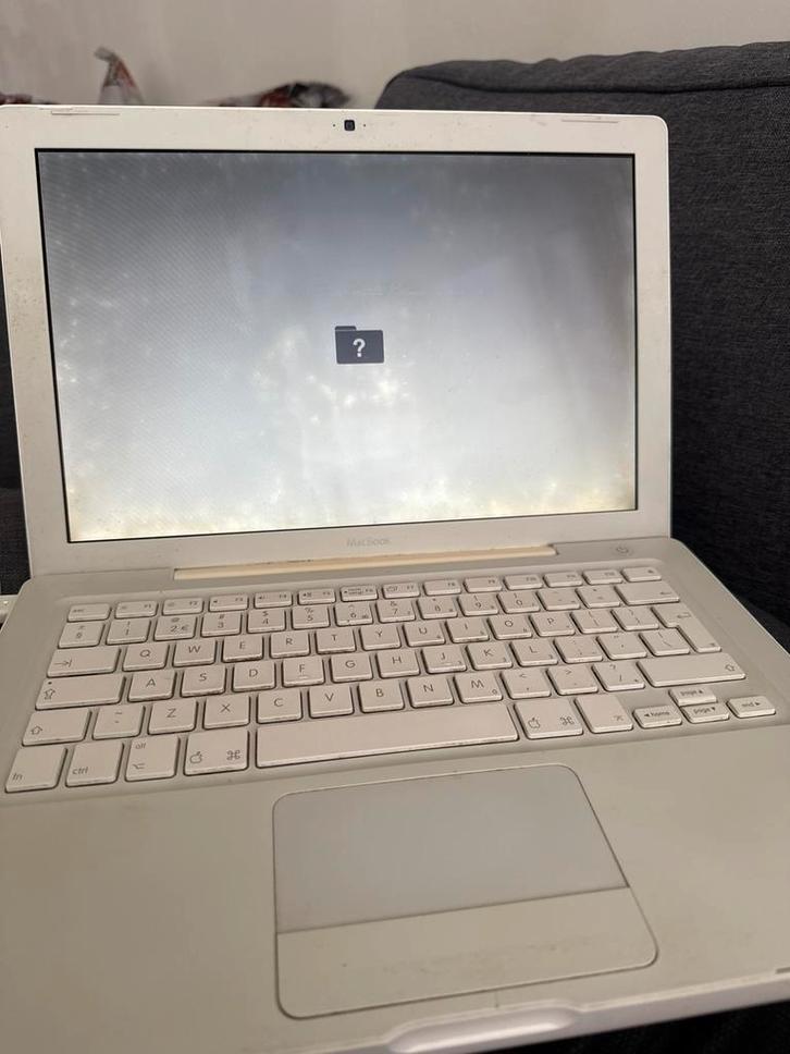 Laptop voor onderdelen/klusser, Computers en Software, Apple Macbooks, Niet werkend, MacBook, Overige groottes, Onbekend, Qwerty