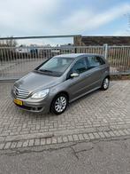 Mercedes-Benz B-klase B200 aut xenon climate NAP, Auto's, 65 €/maand, Zwart, 4 cilinders, 1290 kg