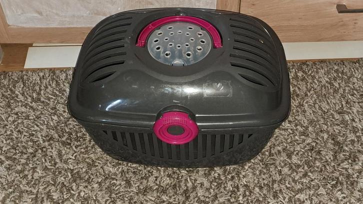 Transportbox voor kat of konijn, Dieren en Toebehoren, Transportboxen, Zo goed als nieuw, Ophalen