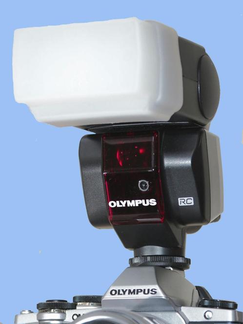 Olympus FL36R flitser, in nieuwstaat, Audio, Tv en Foto, Fotografie | Flitsers, Zo goed als nieuw, Olympus, Kantelbaar, Ophalen of Verzenden