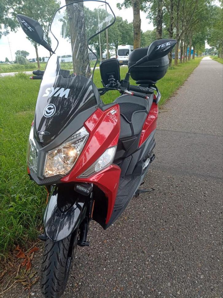 SYM Jet 14 - Recent een beurt gehad, Fietsen en Brommers, Scooters | SYM, Zo goed als nieuw, Overige modellen, Maximaal 45 km/u
