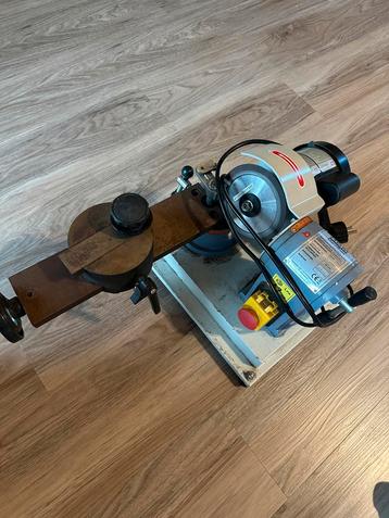 Gebruikte Zaagbladenslijpmachine beschikbaar voor biedingen