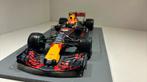 F1 red bull RB13 chinese gp 2017 Max Verstappen spark 1.18, Hobby en Vrije tijd, Modelauto's | 1:18, Ophalen of Verzenden, Zo goed als nieuw