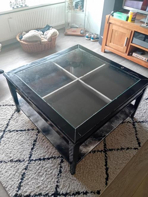 Salon tafel met glas vierkant, Huis en Inrichting, Tafels | Salontafels, Gebruikt, Minder dan 50 cm, 50 tot 100 cm, Glas, Ophalen