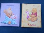 babyboeken 2 stuks geel en paars winnie the pooh nieuw, Verzenden, Nieuw, Kraamcadeau