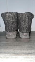 Ugg knit cuff boots, Ophalen, Zo goed als nieuw, Grijs