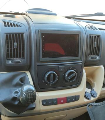 Apple Carplay & Android auto navigatie beschikbaar voor biedingen
