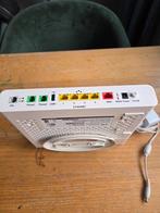 Experia box V10, Computers en Software, Routers en Modems, Ophalen of Verzenden