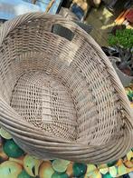 Mooie rieten mand, Ophalen, Gebruikt, Mand, Riet