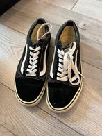 Vans maat 38, Kleding | Dames, Schoenen, Ophalen of Verzenden, Zo goed als nieuw, Zwart, Sneakers of Gympen