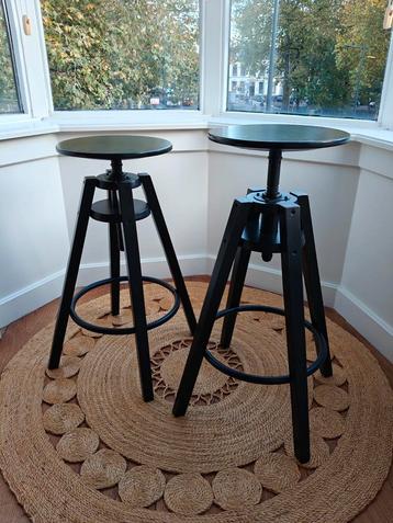 2 x IKEA Dalford Barkrukken
 beschikbaar voor biedingen