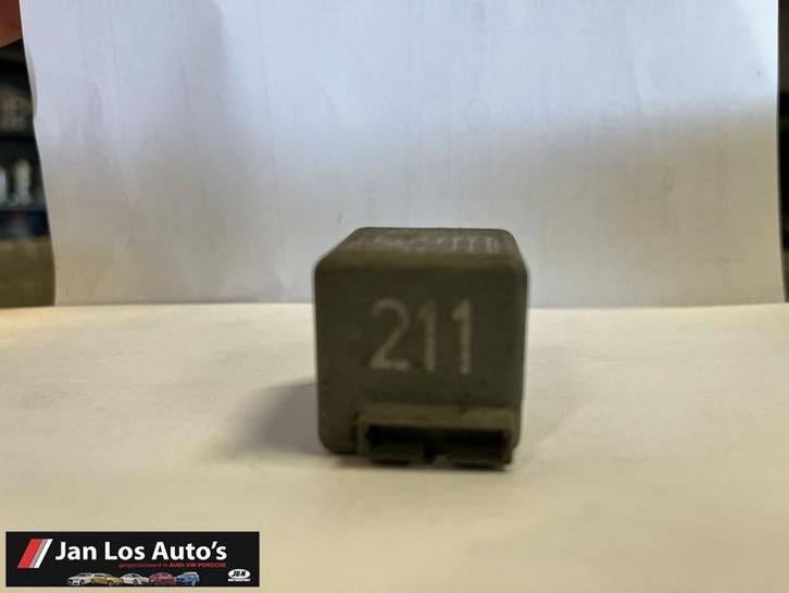 Brandstofpomp relais 211 Audi 443951253F, Auto-onderdelen, Elektronica en Kabels, Gebruikt, Ophalen of Verzenden