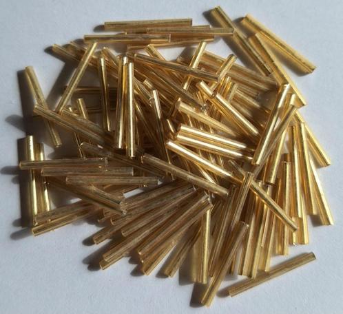 100 goud kleur glas tube buis kralen 2 cm, Hobby en Vrije tijd, Kralen en Sieraden maken, Nieuw, Kraal, Verzenden