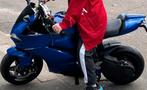24 volt elektrische kinder mini bike blauw, Fietsen en Brommers, Minibikes, Midibikes en Pitbikes, Ophalen, Zo goed als nieuw