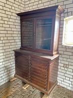 Antieke houten kast, Ophalen