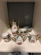 mini Theeservies met Gouden Accenten en Romantisch Decor, Antiek en Kunst, Antiek | Servies compleet, Ophalen of Verzenden