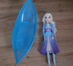 Disney frozen 2 Elsa pop met boot, Kinderen en Baby's, Speelgoed | Poppen, Overige typen, Zo goed als nieuw, Verzenden