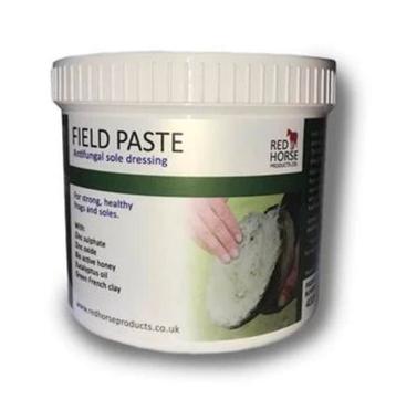Hoefklei Field Paste van Red Horse - nieuw.  beschikbaar voor biedingen